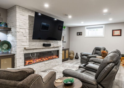 Cozy Basement Entertainment Room, Bar & Fireplace